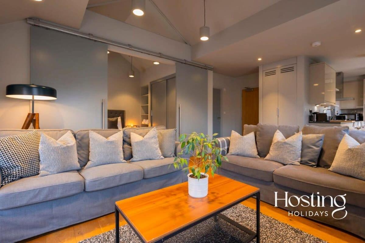 Stylish Luxury Apartment In The Centre Of Henley Exterior photo